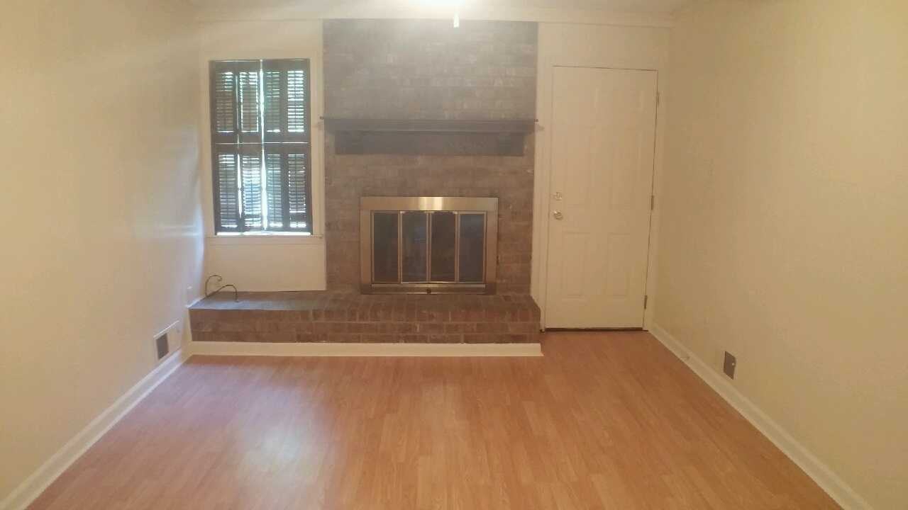 4096 Silverleaf Rd - Photo 3 of 12