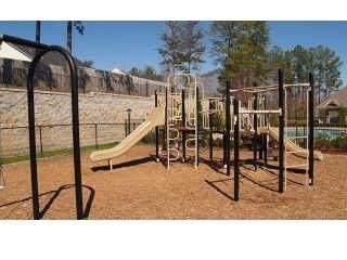 Alexander Crossing - Photo 2 of 10