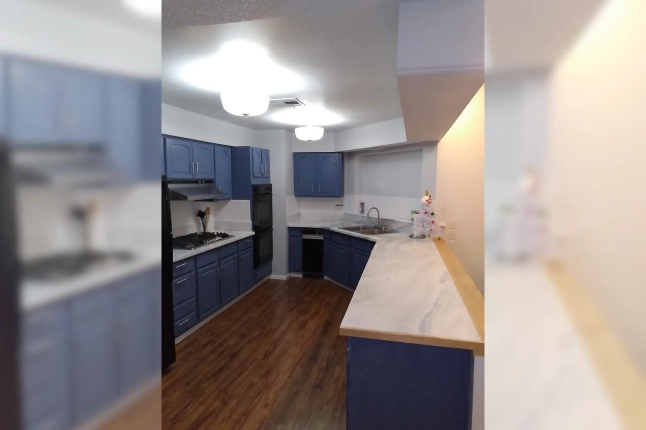 2036 Canterbury Dr - Photo 3 of 11