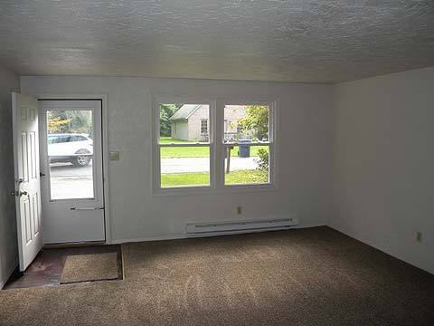 3144 Lorain Ave - Photo 2 of 9