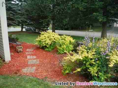 1120 Highland Ave - Photo 3 of 13