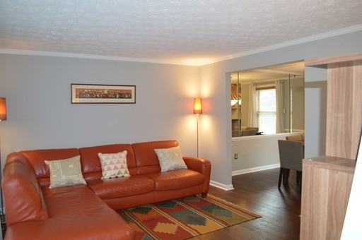 349 Brunswick Pl - Photo 3 of 36