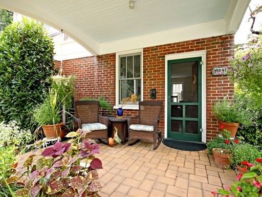 421 4th St NW - Photo 2 of 11