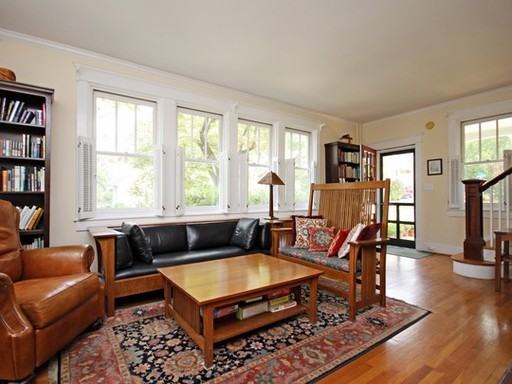 421 4th St NW - Photo 3 of 11