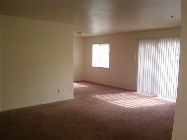 Village Oaks Apartments - Photo 3 of 18