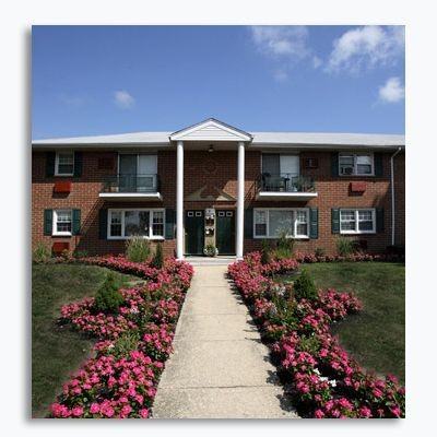 952 President Ave - Photo 2 of 4