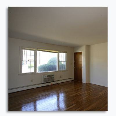 952 President Ave - Photo 3 of 4