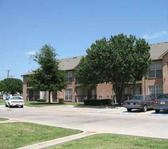 Garden Gate Apartments - Photo 3 of 5