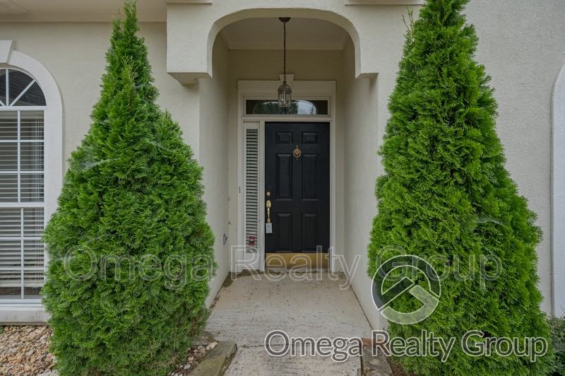 4008 Falliston Dr - Photo 5 of 50