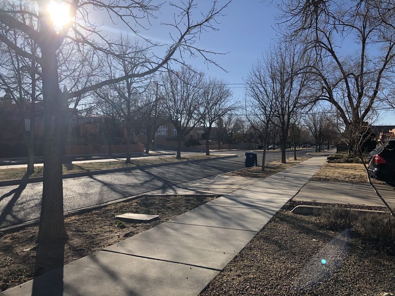 1905 Silver Ave Se - Photo 3 of 35