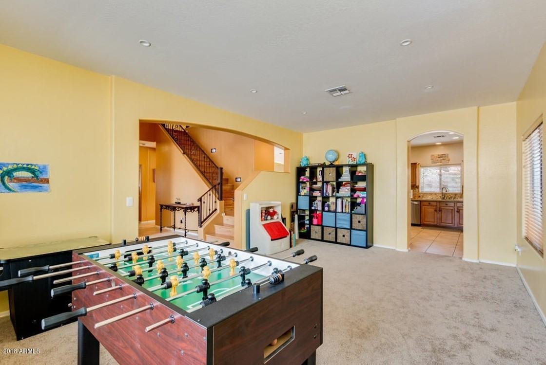 17867 W Watson Ln - Photo 5 of 28