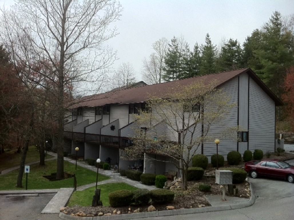 420 W Jackson Blvd - Photo 2 of 5