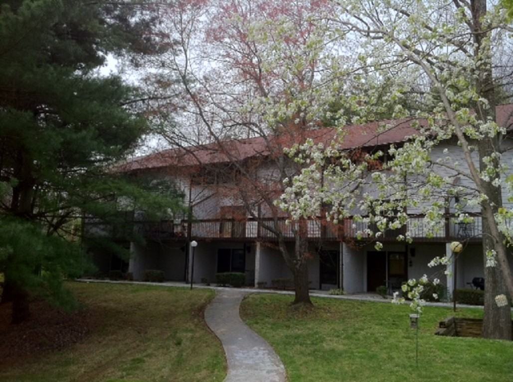 420 W Jackson Blvd - Photo 3 of 5