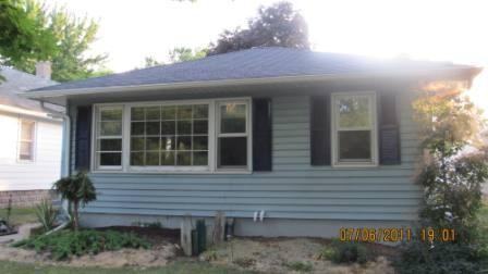747 Losey Blvd N - Photo 2 of 8