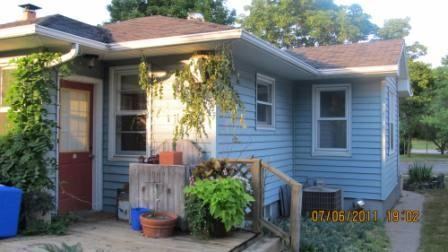 747 Losey Blvd N - Photo 4 of 8