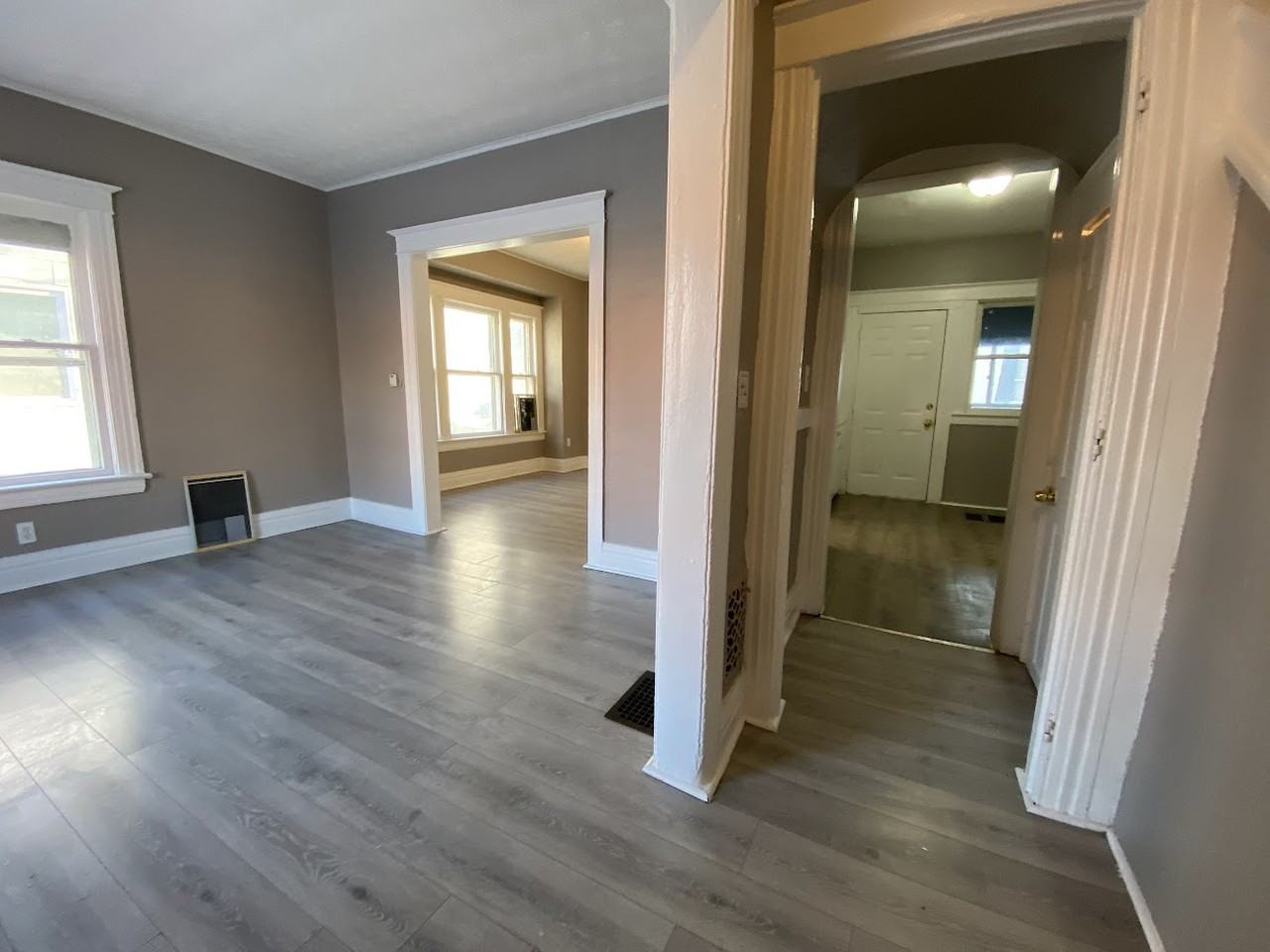 None 73 - Photo 2 of 11