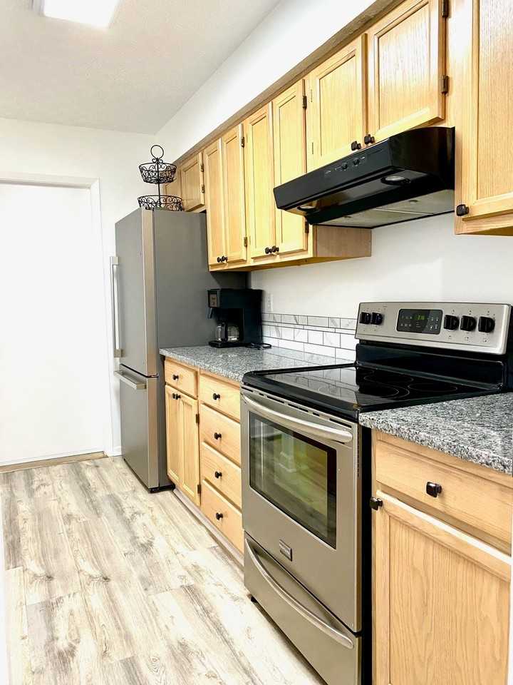 4964 Abberton Ct - Photo 4 of 26