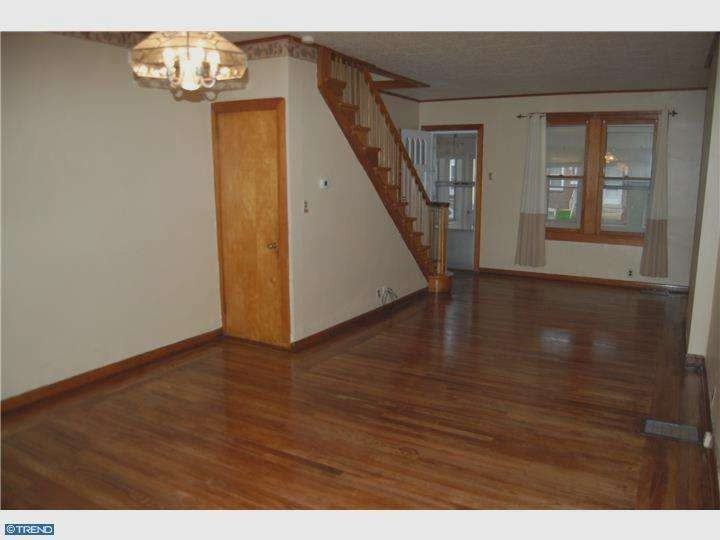 205 5th Ave - Photo 3 of 15