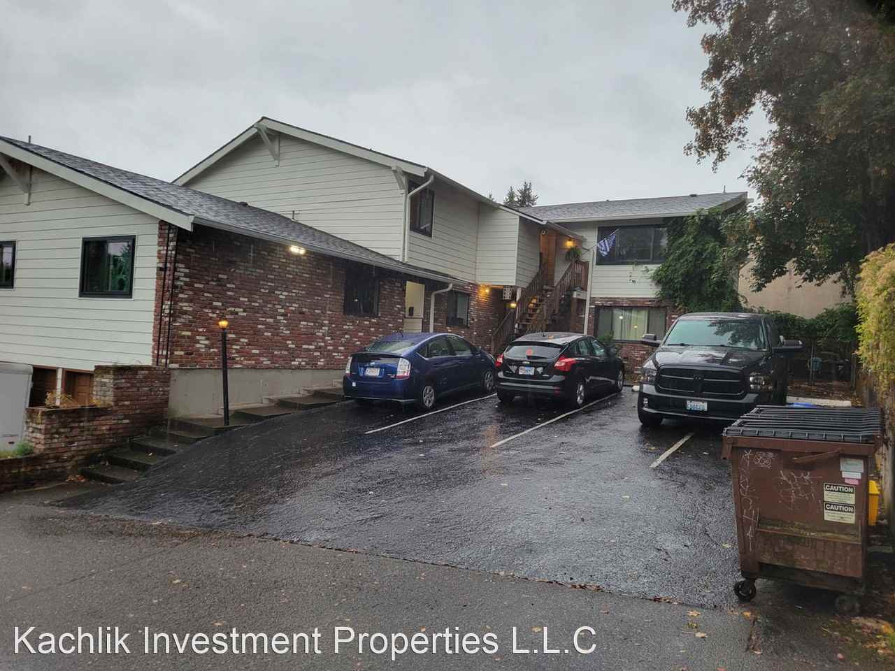 1326-1340 SE Center Street - Photo 2 of 13