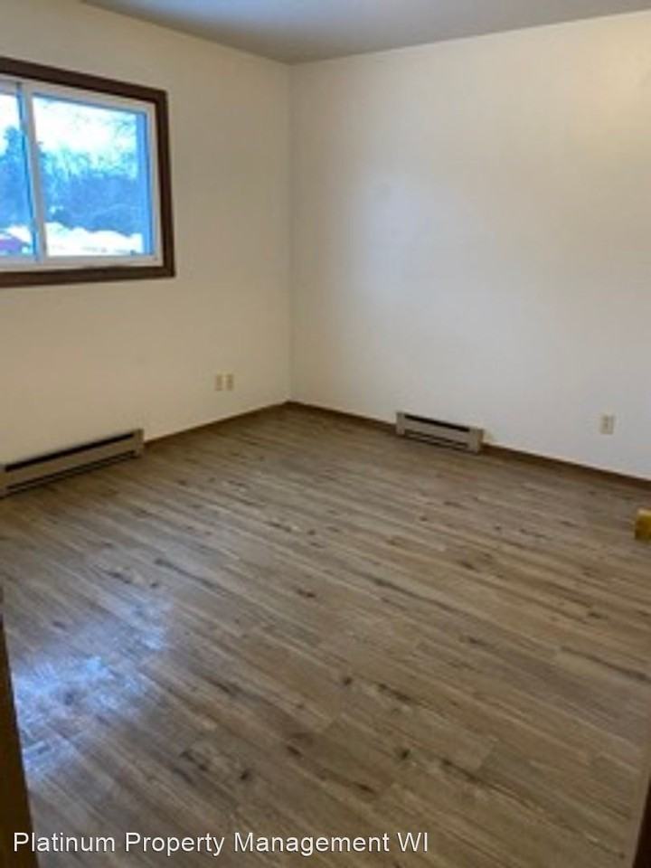 2802 Jelinek Ave - Photo 3 of 6