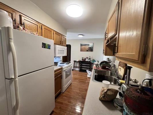 4111 E Deckard Dr #1 - Photo 6 of 23