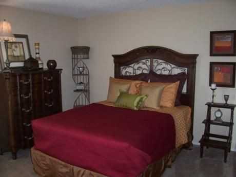 RIM Lakeview Apt. - Photo 3 of 8