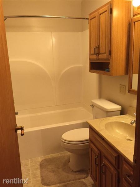 605 Ryan St - Photo 2 of 5