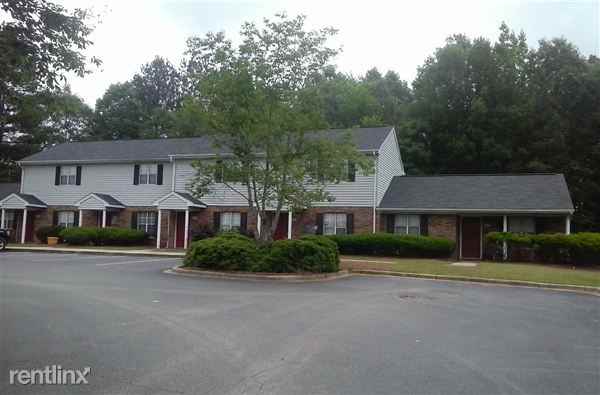 Pine Bluff Apartments - Photo 2 of 2