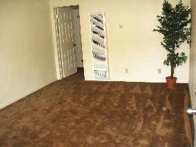 Wilshire & Minnie Apartments - Photo 3 of 4