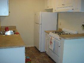 Wilshire & Minnie Apartments - Photo 2 of 4