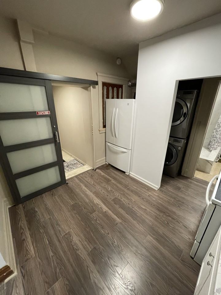 1319 Ouellette Avenue - Photo 2 of 18