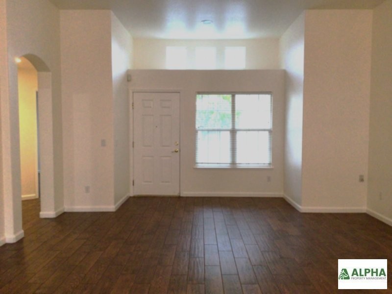 6616 Galloway Way - Photo 3 of 10