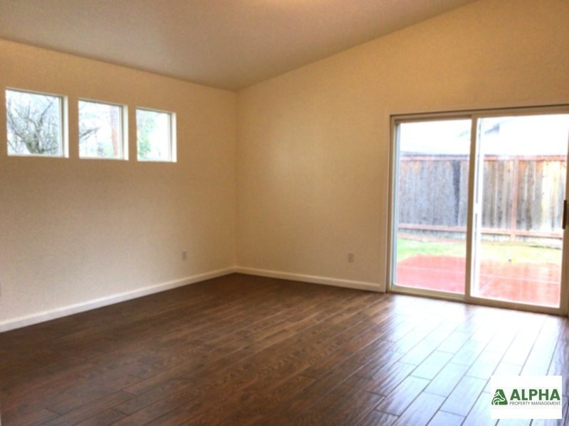 6616 Galloway Way - Photo 4 of 10