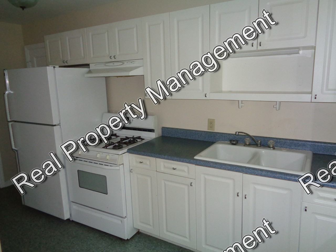 8126 Highland Pl - Photo 3 of 8