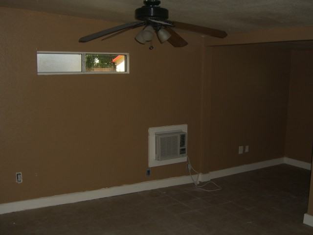 1138 E Nielson Ave - Photo 3 of 8