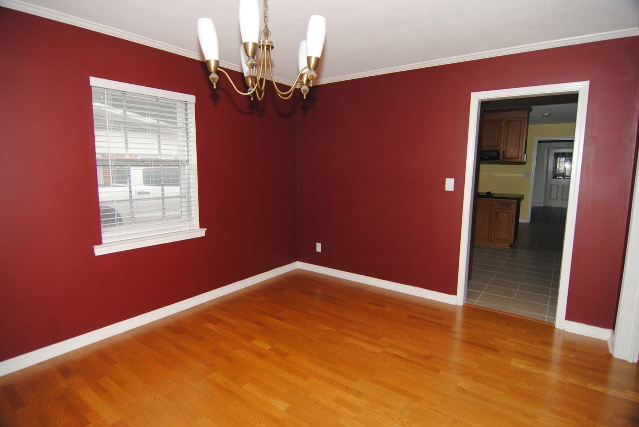 3839 Menendez Dr - Photo 3 of 19