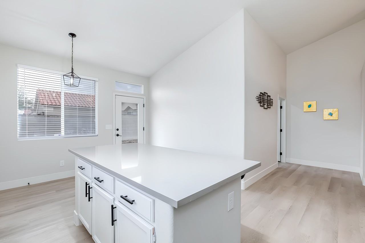 Red Vine St - Photo 6 of 19