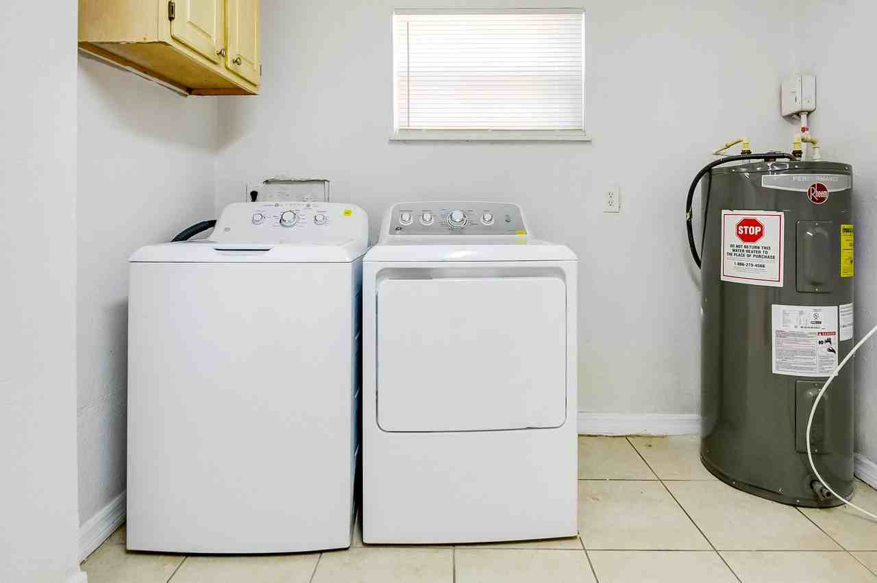 E New Orleans Ave - Photo 7 of 11