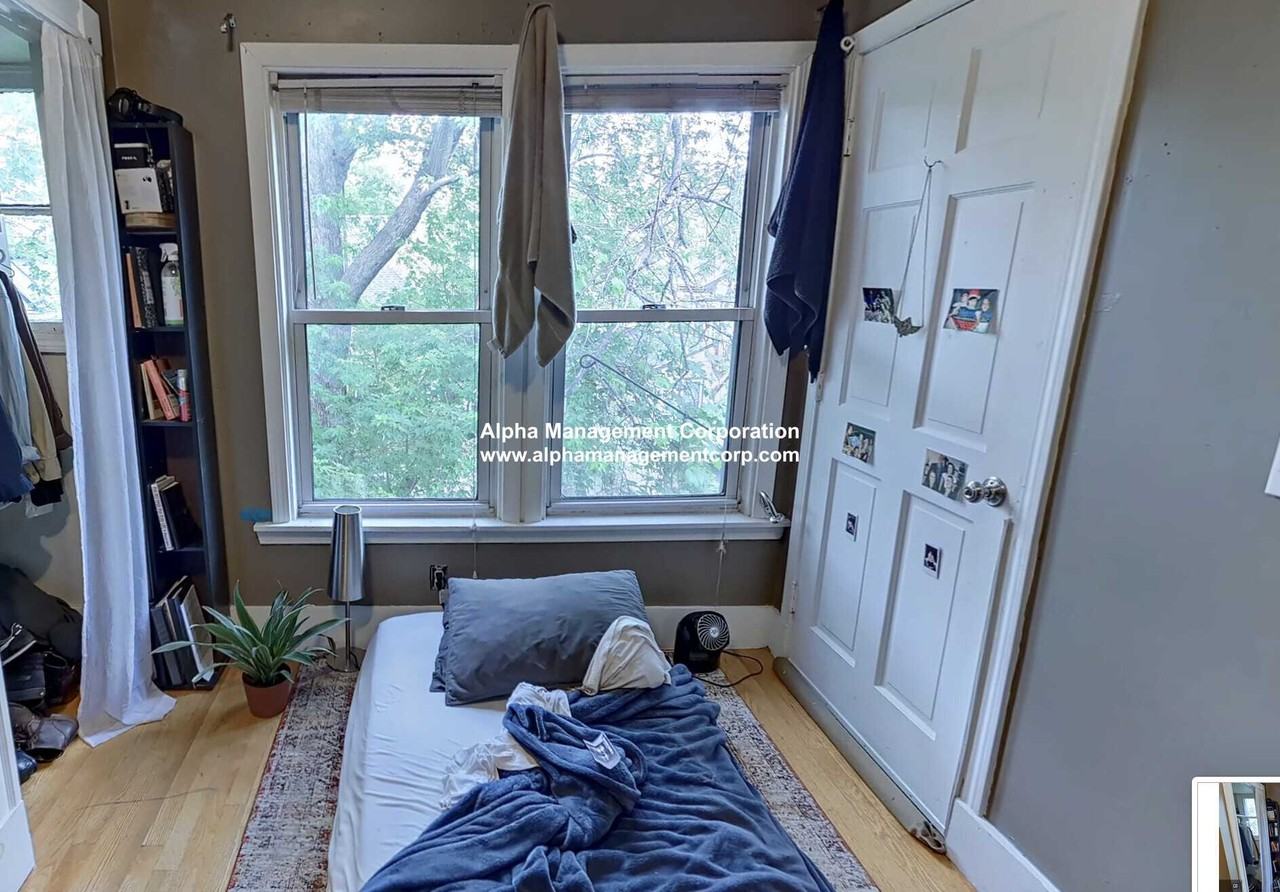 Brook St - Photo 4 of 8