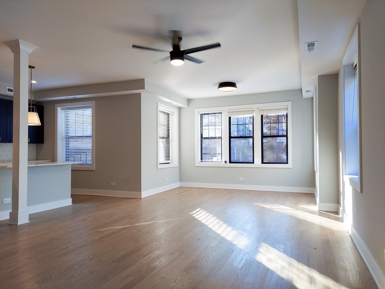 4405 N Seeley Ave #4409-1A - Photo 5 of 26