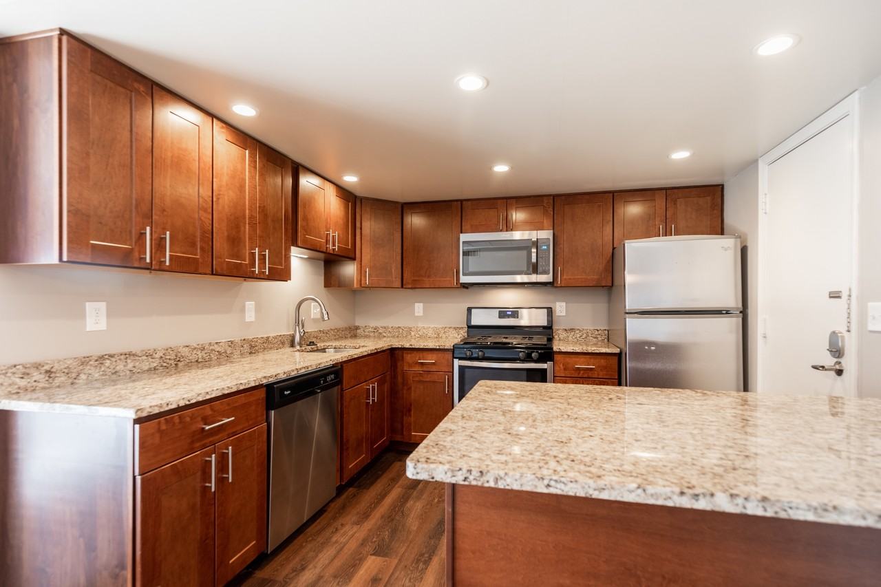 Grandview Pointe Apartments - Photo 7 of 38