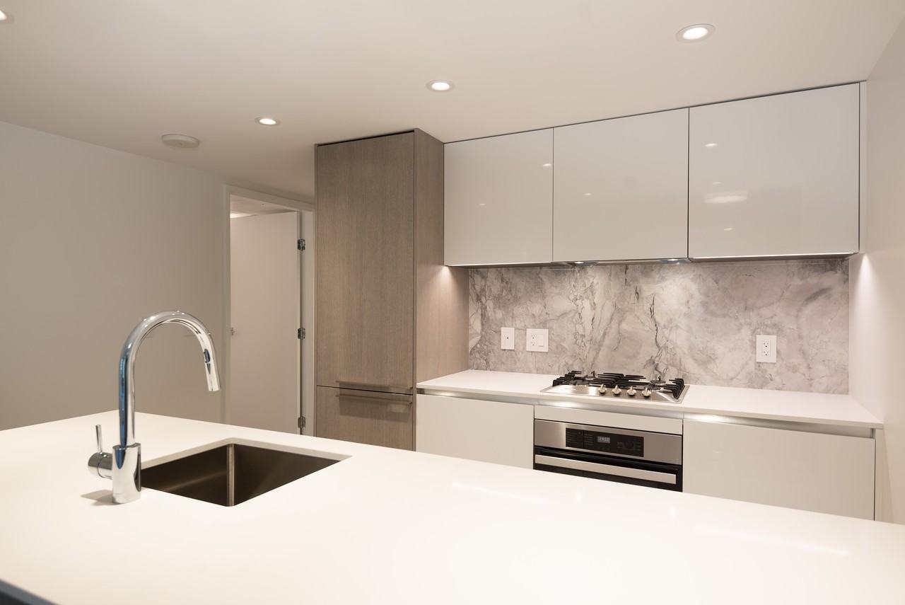 1107 Richards Street #201 - Photo 4 of 24
