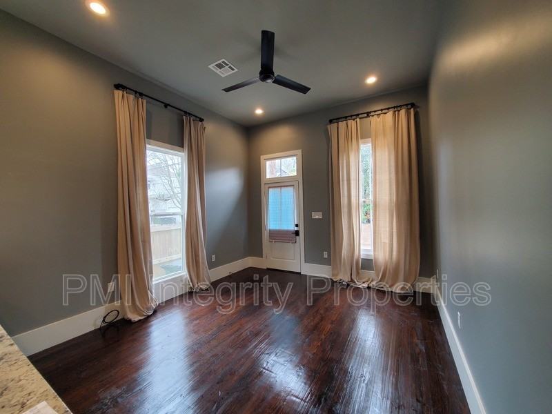 1014 Cadiz St - Photo 2 of 14