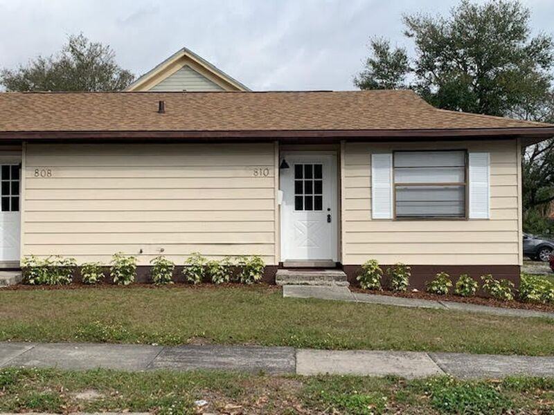 810 E Lemon St - Photo 2 of 11