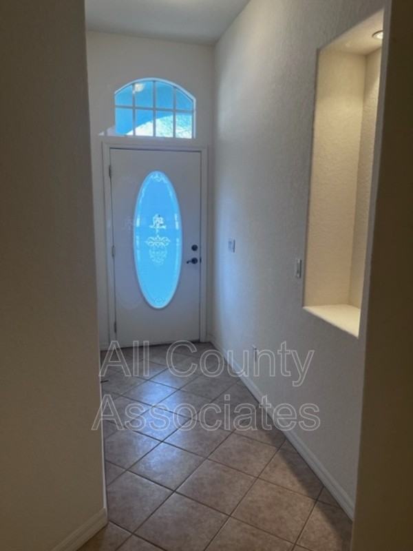 12147 Putter Green Ct - Photo 3 of 18