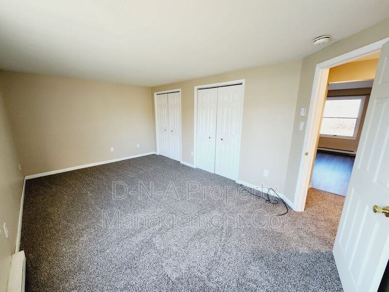10 Adams St #E2 - Photo 4 of 8
