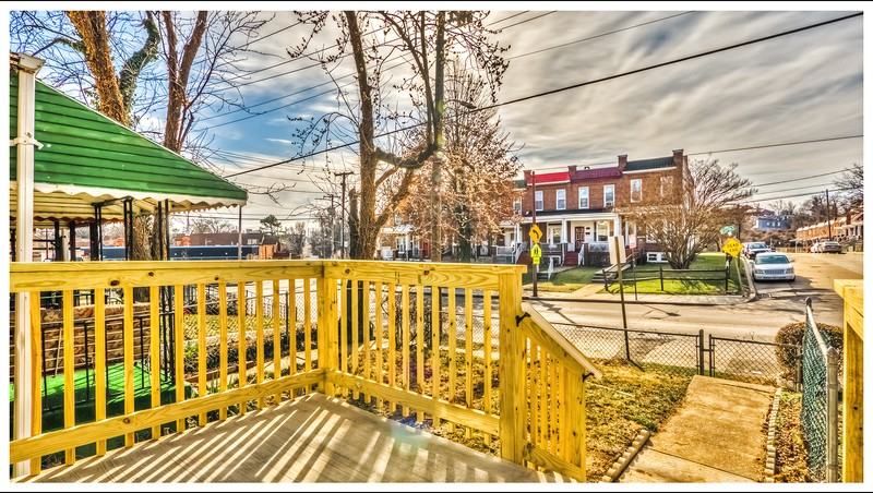 3336 W Caton Ave - Photo 3 of 32