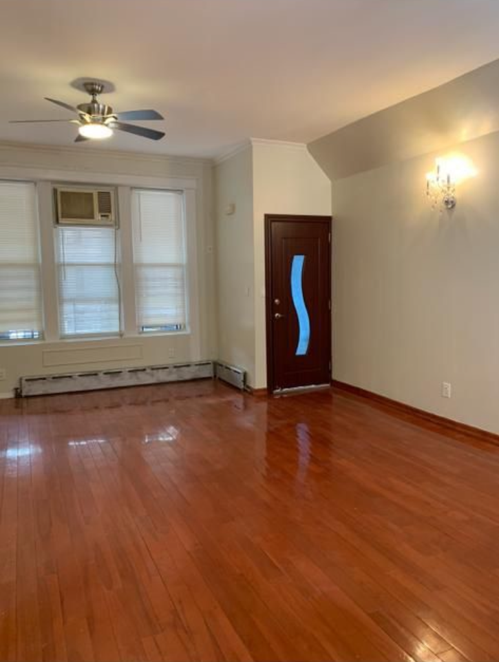 939 71st Street 1F - Photo 2 of 7