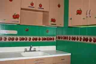 184 Maple Ave - Photo 2 of 7