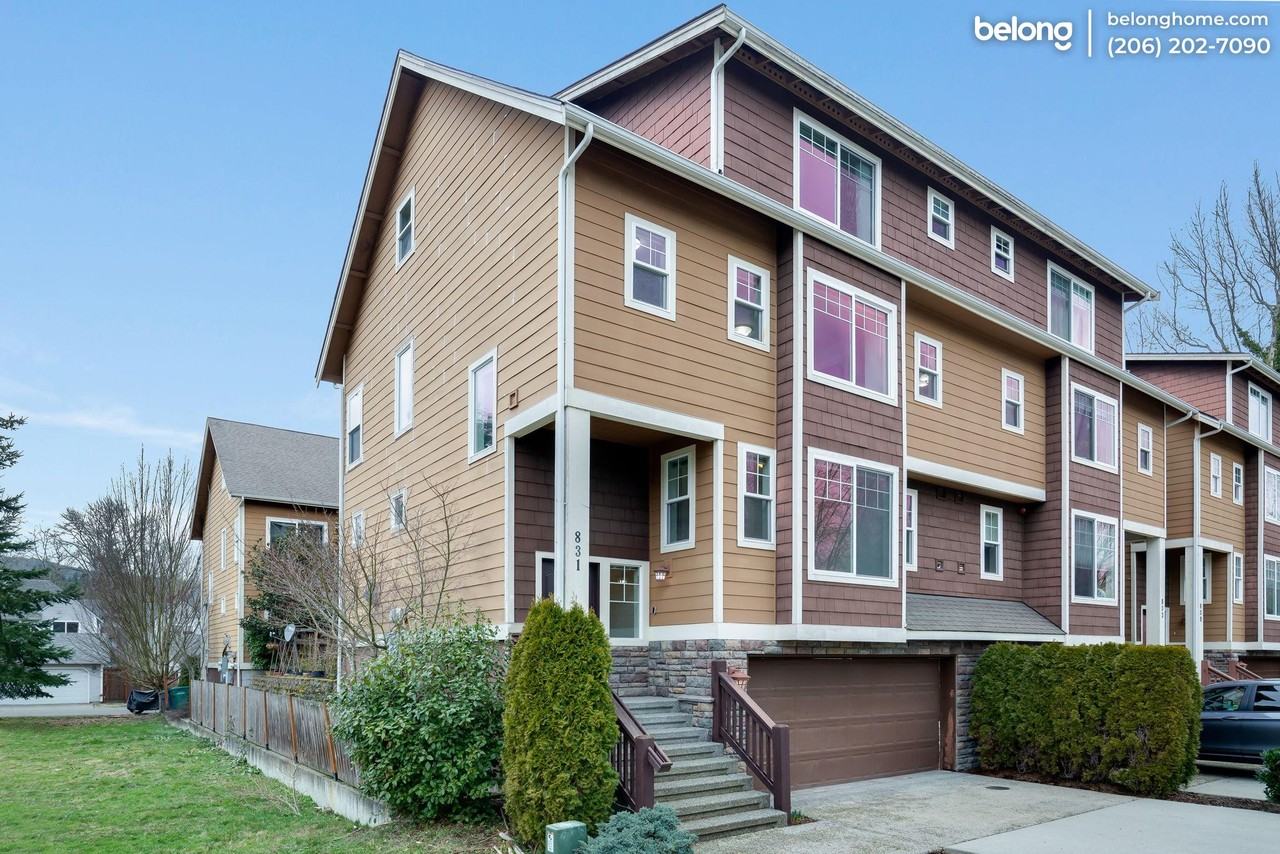 831 Rainier Blvd N - Photo 4 of 40